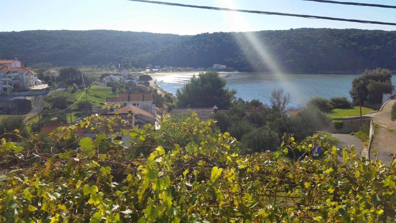 Kuca Carmen Hotel Rab Town Bagian luar foto